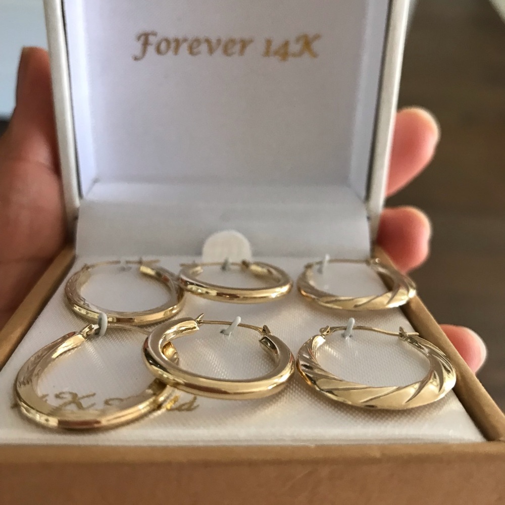 14K Gold Hoop earnings